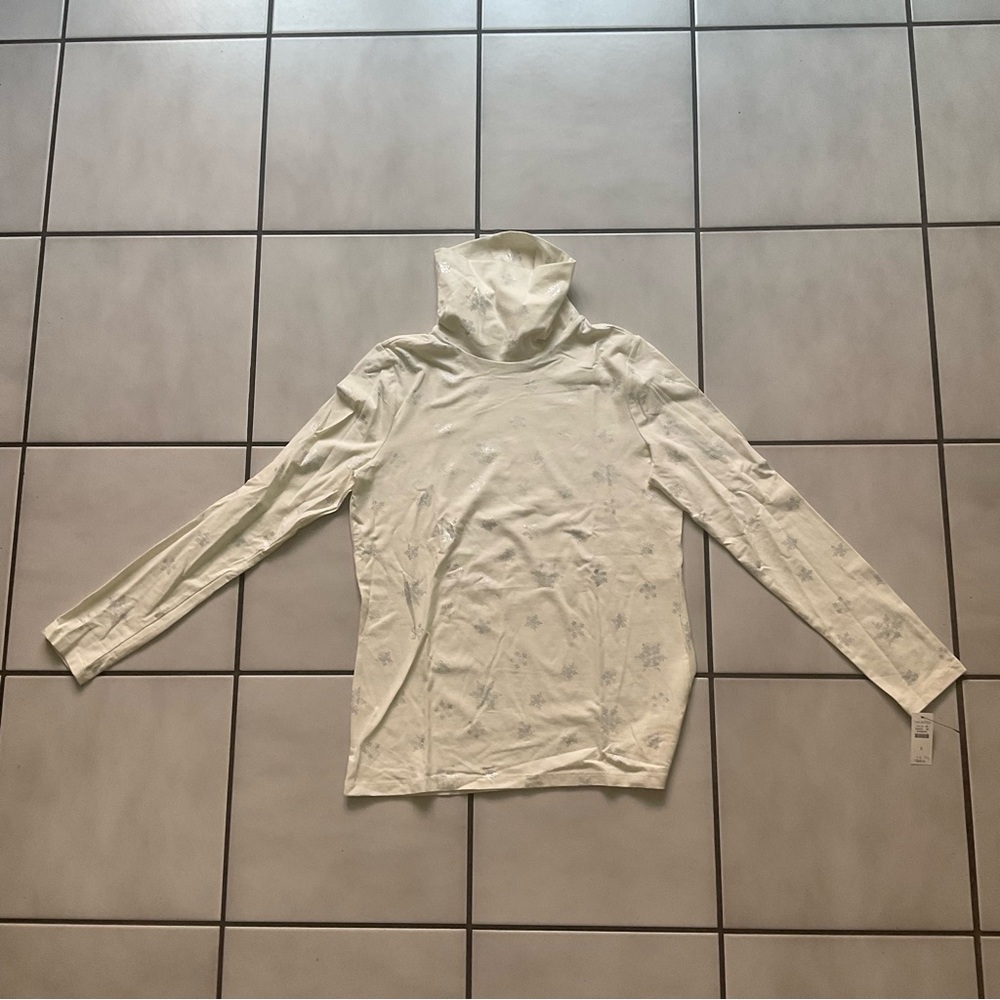 Talbots long sleeve ivory/silver snowflake turtle neck SZ S